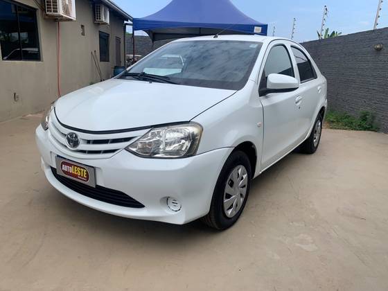TOYOTA ETIOS 1.5 X SEDAN 16V FLEX 4P MANUAL